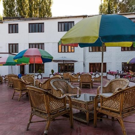 Hotel Asia 레 외부 사진