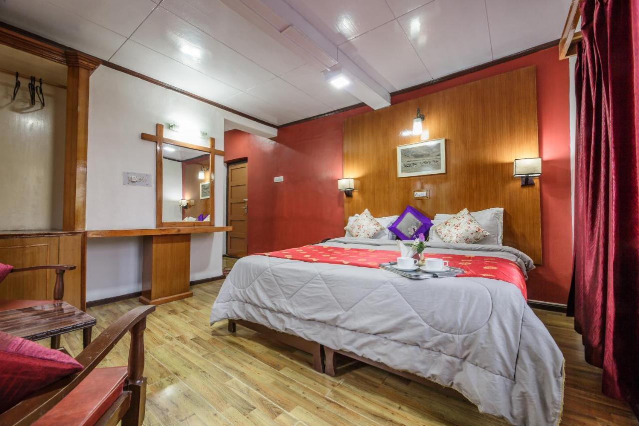 Hotel Asia 레 객실 사진